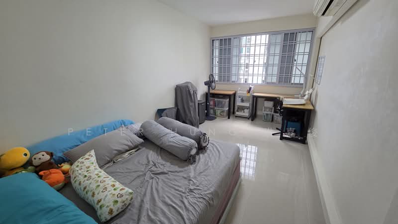 146 Gangsa Road, 146 Gangsa Road, 3 Bedrooms, 1,163 sqft, HDB Flat For Sale, by Peter Hung 洪嘉俊, 500127389 - Bedroom - PropertyGuru.com.sg