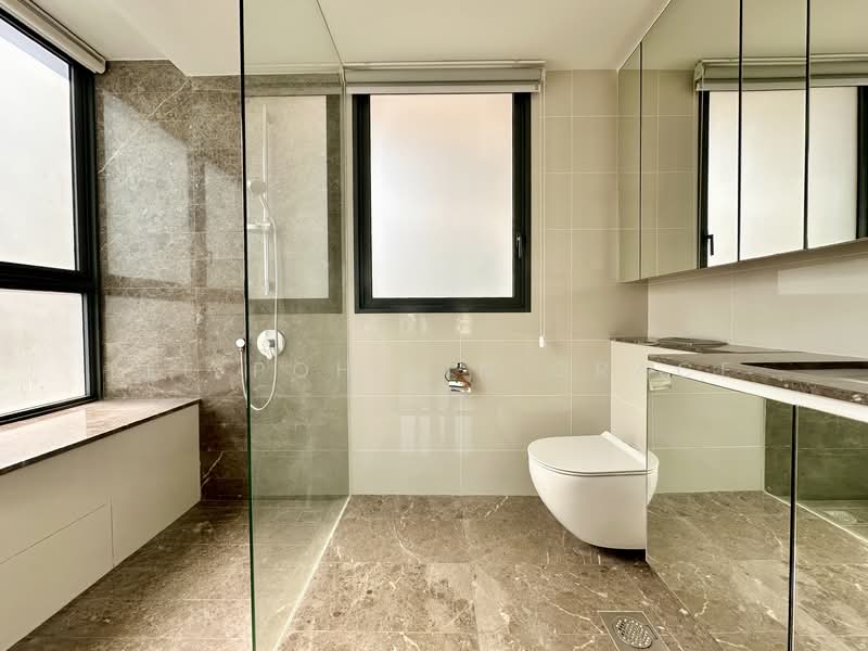 The Gale, 72 Flora Road, 3 Bedrooms, 1,044 sqft, Condominium For Sale, by Lee Poh Lin Grace, 500127395 - Bathroom - PropertyGuru.com.sg