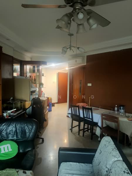 Summerdale, 2 Boon Lay Drive, 3 Bedrooms, 1,399 sqft, Condominium For Rent, by Glen Ong, 500127399 - Living Room - PropertyGuru.com.sg