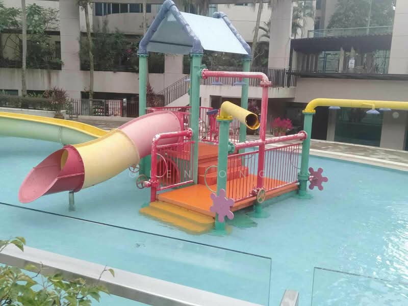 Summerdale, 2 Boon Lay Drive, 3 Bedrooms, 1,399 sqft, Condominium For Rent, by Glen Ong, 500127399 - Exterior - PropertyGuru.com.sg
