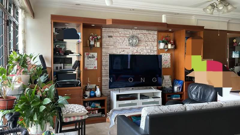 Summerdale, 2 Boon Lay Drive, 3 Bedrooms, 1,399 sqft, Condominium For Rent, by Glen Ong, 500127399 - Living Room - PropertyGuru.com.sg