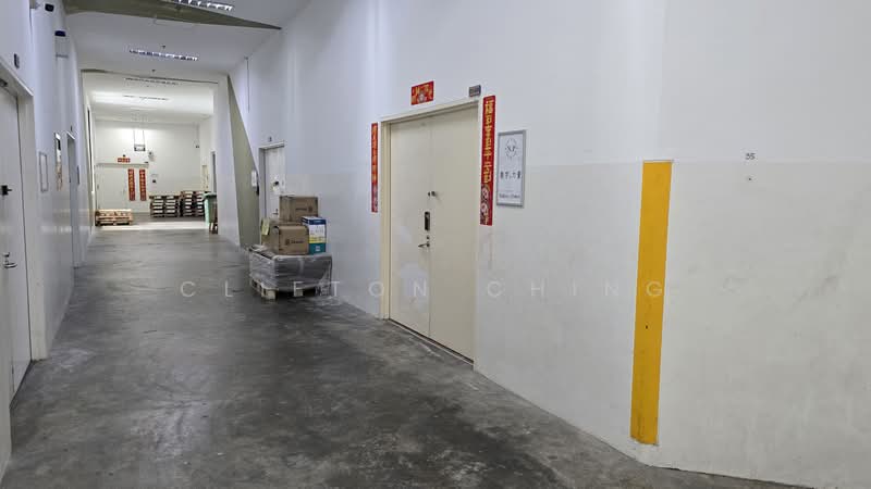 Citilink Warehouse Complex, 102F Pasir Panjang Road, 1,410 sqft, Light Industrial (B1) For Rent, by Clifton Ching, 500127403 - CommercialGuru.com.sg