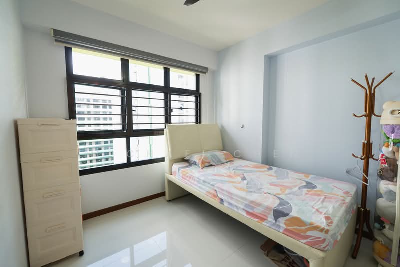 601D Tampines Avenue 9, 601D Tampines Avenue 9, 3 Bedrooms, 1,206 sqft, HDB Flat For Sale, by Michael Chen, 500127404 - Bedroom - PropertyGuru.com.sg
