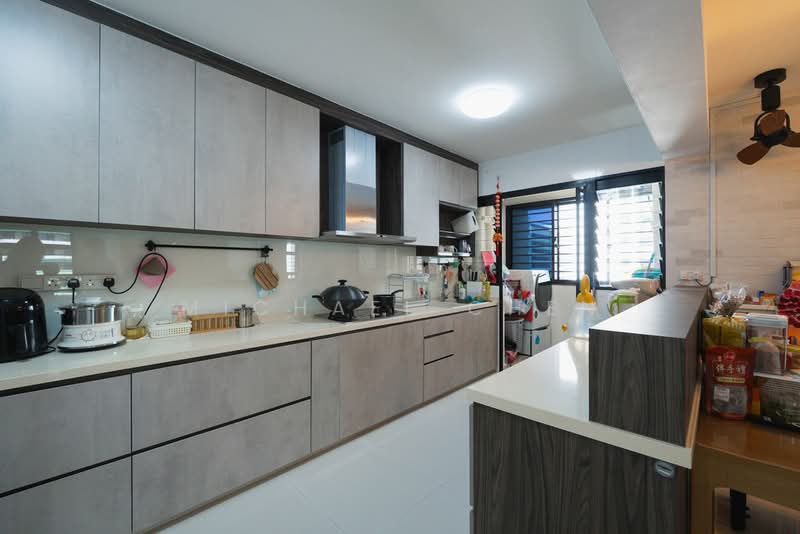 601D Tampines Avenue 9, 601D Tampines Avenue 9, 3 Bedrooms, 1,206 sqft, HDB Flat For Sale, by Michael Chen, 500127404 - Kitchen - PropertyGuru.com.sg