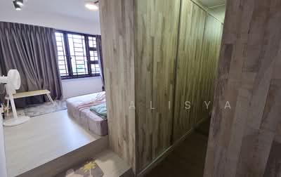 For Rent - 293B Compassvale Crescent