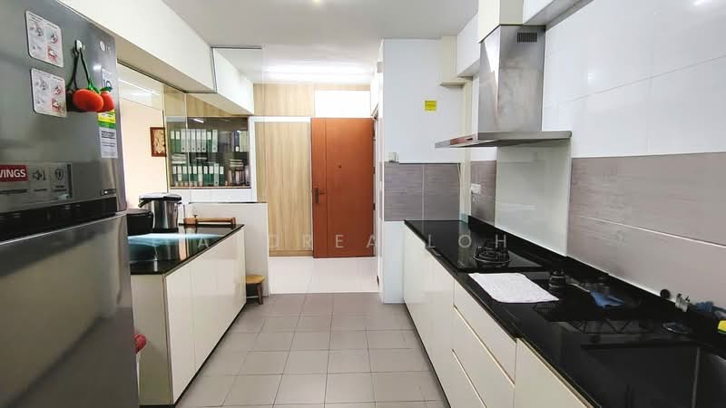 513D Yishun Street 51, 513D Yishun Street 51, 3 Bedrooms, 1,216 sqft, HDB Flat For Sale, by Andrea Loh, 500127425 - Kitchen - PropertyGuru.com.sg