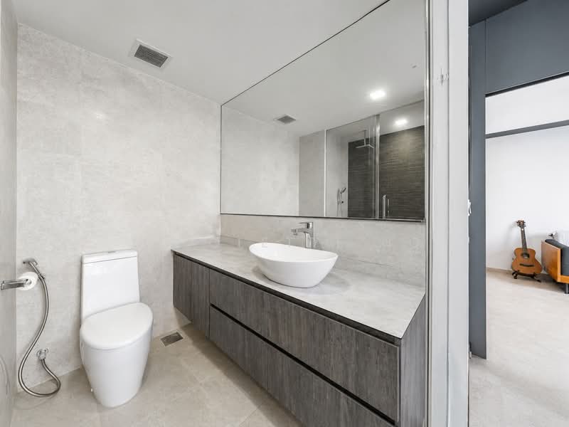 Seastrand, 17 Pasir Ris Link, 1 Bedroom, 570 sqft, Condominium For Sale, by Nicolette Ho, 500127427 - Bathroom - PropertyGuru.com.sg