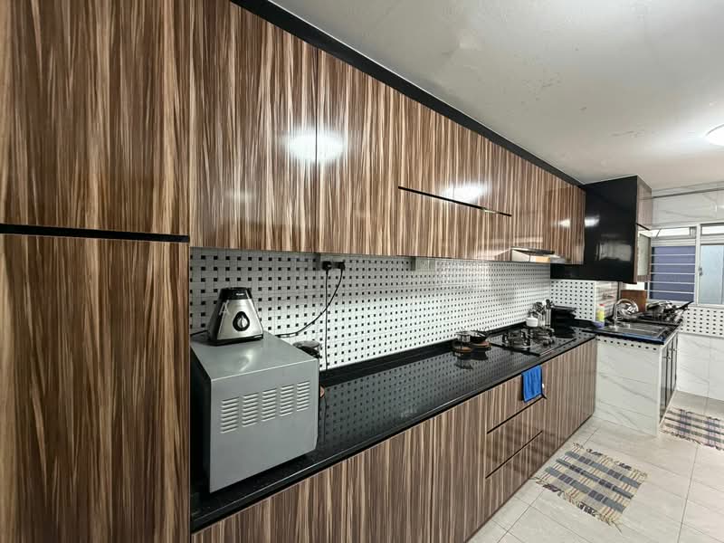 350 Bukit Batok Street 34, 350 Bukit Batok Street 34, 3 Bedrooms, 903 sqft, HDB Flat For Sale, by Alex Alex, 500127432 - Kitchen - PropertyGuru.com.sg