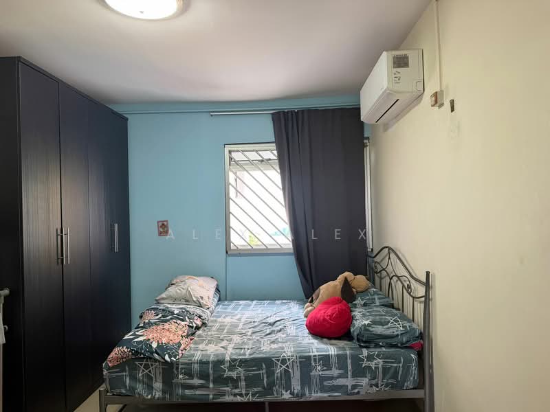 350 Bukit Batok Street 34, 350 Bukit Batok Street 34, 3 Bedrooms, 903 sqft, HDB Flat For Sale, by Alex Alex, 500127432 - Bedroom - PropertyGuru.com.sg