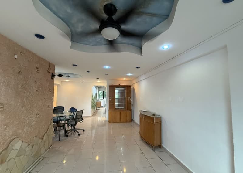 244 Hougang Street 22, 244 Hougang Street 22, 3 Bedrooms, 990 sqft, HDB Flat For Sale, by Catherine Lim, 500127452 - Living Room - PropertyGuru.com.sg