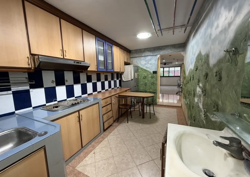 244 Hougang Street 22, 244 Hougang Street 22, 3 Bedrooms, 990 sqft, HDB Flat For Sale, by Catherine Lim, 500127452 - Kitchen - PropertyGuru.com.sg