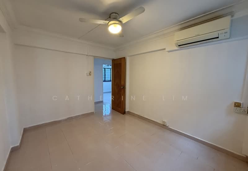 244 Hougang Street 22, 244 Hougang Street 22, 3 Bedrooms, 990 sqft, HDB Flat For Sale, by Catherine Lim, 500127452 - Interior - PropertyGuru.com.sg