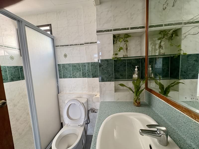 Park East, 69 Jalan Tua Kong, 2 Bedrooms, 893 sqft, Condominium For Rent, by Baron Tan 陈鼎超, 500127462 - Bathroom - PropertyGuru.com.sg