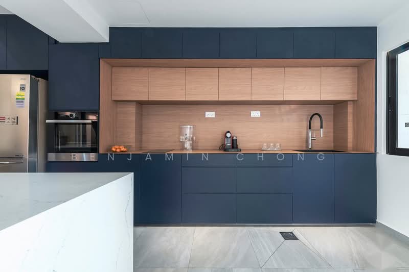 Stunning 5 Bedroom Renovated Terrace | Move-in | 999-yr | Near Kovan MRT, Jalan Arif, 5 Bedrooms, 3,500 sqft, Terraced House For Sale, by Benjamin Chong, 500127469 - Kitchen - PropertyGuru.com.sg