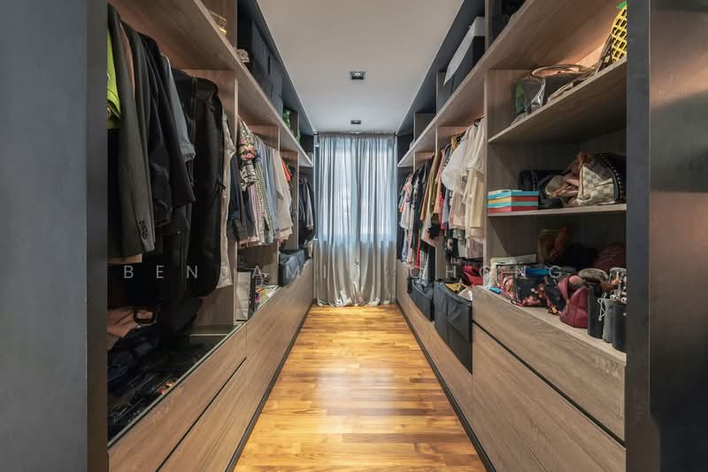Stunning 5 Bedroom Renovated Terrace | Move-in | 999-yr | Near Kovan MRT, Jalan Arif, 5 Bedrooms, 3,500 sqft, Terraced House For Sale, by Benjamin Chong, 500127469 - Interior - PropertyGuru.com.sg