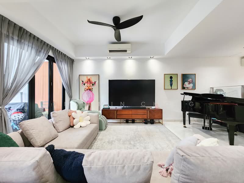 Stunning 5 Bedroom Renovated Terrace | Move-in | 999-yr | Near Kovan MRT, Jalan Arif, 5 Bedrooms, 3,500 sqft, Terraced House For Sale, by Benjamin Chong, 500127469 - Living Room - PropertyGuru.com.sg
