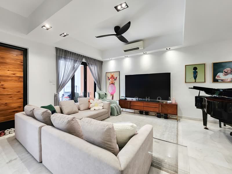Stunning 5 Bedroom Renovated Terrace | Move-in | 999-yr | Near Kovan MRT, Jalan Arif, 5 Bedrooms, 3,500 sqft, Terraced House For Sale, by Benjamin Chong, 500127469 - Living Room - PropertyGuru.com.sg