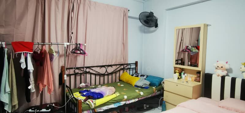 722 Woodlands Avenue 6, 722 Woodlands Avenue 6, Room Rental, 200 sqft, HDB Flat For Rent, by Rick Leow, 500127471 - Bedroom - PropertyGuru.com.sg