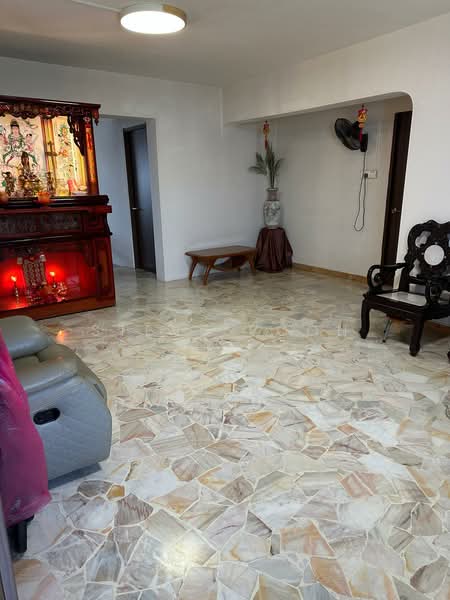 247 Jurong East Street 24, 247 Jurong East Street 24, Room Rental, 120 sqft, HDB Flat For Rent, by Steve Voon, 500127477 - Living Room - PropertyGuru.com.sg