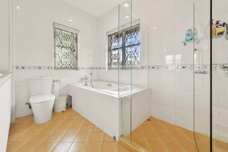 GCB LAND SIZE 16550SQFT <2500PSF, , 4 Bedrooms, 4,000 sqft, Good Class Bungalow For Sale, by Jeremy Ng, 500127479 - PropertyGuru.com.sg