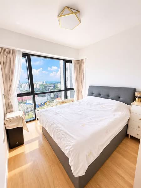 Stirling Residences, 21 Stirling Road, 3 Bedrooms, 1,055 sqft, Condominium For Sale, by JJ Huang, 500127490 - Bedroom - PropertyGuru.com.sg