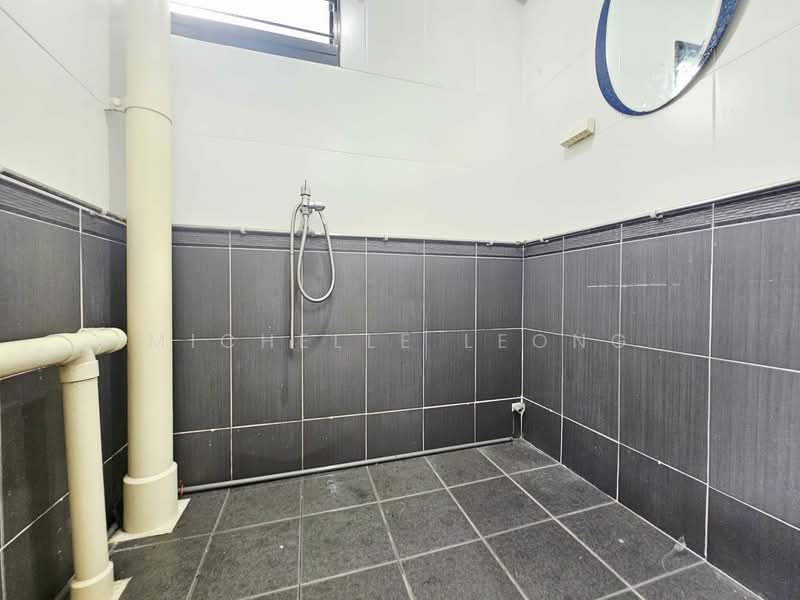 43 Telok Blangah Rise, 43 Telok Blangah Rise, 2 Bedrooms, 635 sqft, HDB Flat For Sale, by Michelle Leong, 500127503 - Bathroom - PropertyGuru.com.sg