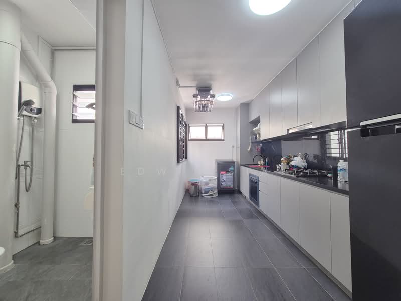 979B Buangkok Crescent, 979B Buangkok Crescent, 3 Bedrooms, 1,184 sqft, HDB Flat For Sale, by Edwin Sia, 500127508 - Kitchen - PropertyGuru.com.sg