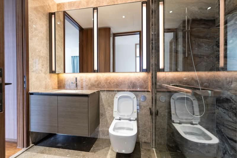 Leedon Green, 28 Leedon Heights, 2 Bedrooms, 840 sqft, Condominium For Rent, by Julian Li, 500127515 - Bathroom - PropertyGuru.com.sg