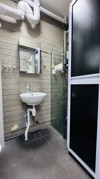 107C Edgefield Plains, 107C Edgefield Plains, Room Rental, 120 sqft, HDB Flat For Rent, by Amy Chen, 500127518 - Bathroom - PropertyGuru.com.sg