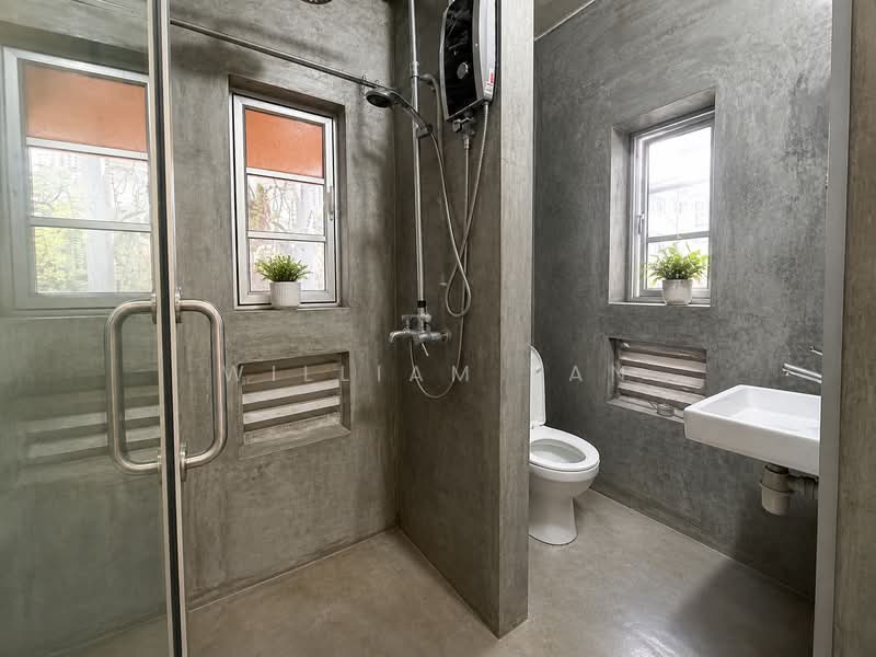 80 Chay Yan Street, 80 Chay Yan Street, 1 Bedroom, 549 sqft, Walk-up Apartment For Sale, by William Tan, 500127542 - Bathroom - PropertyGuru.com.sg