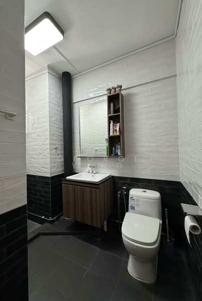 611 Yishun Street 61, 611 Yishun Street 61, 4 Bedrooms, 1,572 sqft, HDB Flat For Sale, by George Yang, 500127556 - Bathroom - PropertyGuru.com.sg