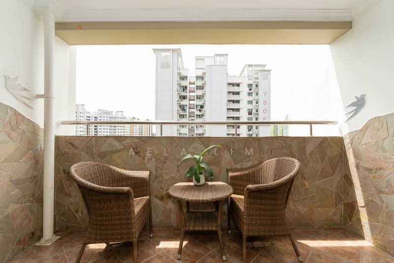 779 Woodlands Crescent, 779 Woodlands Crescent, 4 Bedrooms, 1,302 sqft, HDB Flat For Sale, by Aela Lim, 500127561 - Balcony - PropertyGuru.com.sg