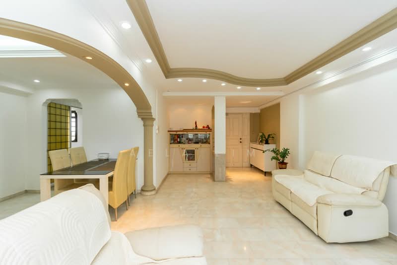 779 Woodlands Crescent, 779 Woodlands Crescent, 4 Bedrooms, 1,302 sqft, HDB Flat For Sale, by Aela Lim, 500127561 - Living Room - PropertyGuru.com.sg