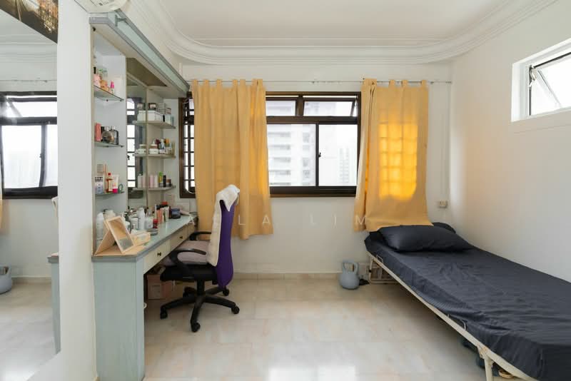 779 Woodlands Crescent, 779 Woodlands Crescent, 4 Bedrooms, 1,302 sqft, HDB Flat For Sale, by Aela Lim, 500127561 - Bedroom - PropertyGuru.com.sg