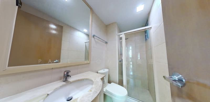 Hillview Regency, 26 Bukit Batok East Avenue 2, 3 Bedrooms, 1,119 sqft, Condominium For Sale, by Paul Wong 黄逸强, 500127562 - Bathroom - PropertyGuru.com.sg