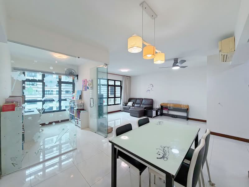 278B Compassvale Bow, 278B Compassvale Bow, 4 Bedrooms, 1,216 sqft, HDB Flat For Sale, by Andy Lim 林佳俊, 500127568 - Living Room - PropertyGuru.com.sg