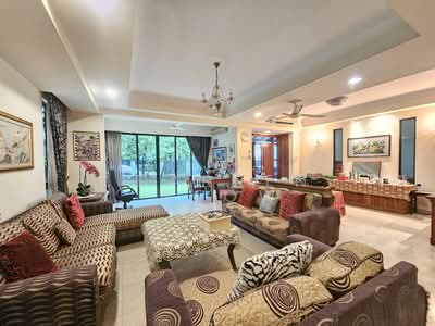 For Sale - 3 Storey Freehold Semi D 1km to RGPS