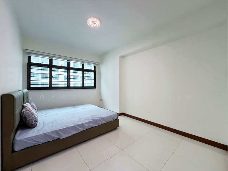 278B Compassvale Bow, 278B Compassvale Bow, 4 Bedrooms, 1,216 sqft, HDB Flat For Sale, by Joyce Lye Hui Xin, 500127570 - Bedroom - PropertyGuru.com.sg