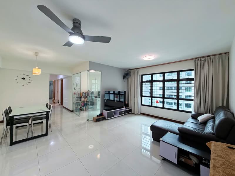 278B Compassvale Bow, 278B Compassvale Bow, 4 Bedrooms, 1,216 sqft, HDB Flat For Sale, by Joyce Lye Hui Xin, 500127570 - Living Room - PropertyGuru.com.sg