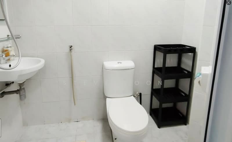 Parc Oasis, 49 Jurong East Avenue 1, Room Rental, 120 sqft, Condominium For Rent, by Steve Voon, 500127576 - Bathroom - PropertyGuru.com.sg