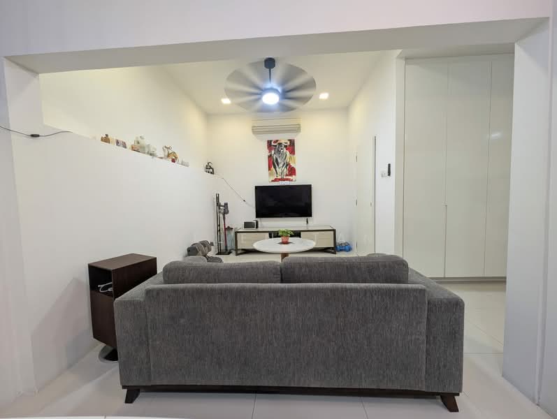 Finland Gardens, 41 East Coast Avenue, 3 Bedrooms, 1,475 sqft, Condominium For Sale, by Helen Tan, 500127579 - Living Room - PropertyGuru.com.sg