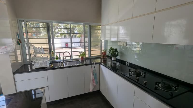 Finland Gardens, 41 East Coast Avenue, 3 Bedrooms, 1,475 sqft, Condominium For Sale, by Helen Tan, 500127579 - Kitchen - PropertyGuru.com.sg