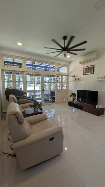 Finland Gardens, 41 East Coast Avenue, 3 Bedrooms, 1,475 sqft, Condominium For Sale, by Helen Tan, 500127579 - Living Room - PropertyGuru.com.sg