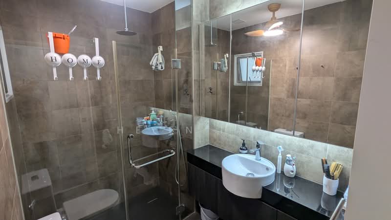 Finland Gardens, 41 East Coast Avenue, 3 Bedrooms, 1,475 sqft, Condominium For Sale, by Helen Tan, 500127579 - Bathroom - PropertyGuru.com.sg