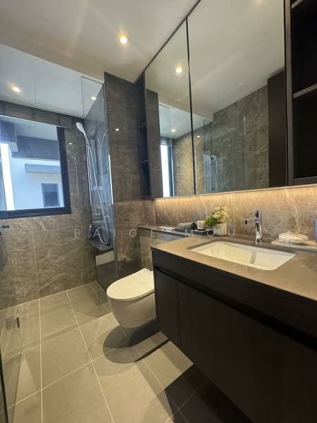 Tembusu Grand, 94 Jalan Tembusu, 5 Bedrooms, 2,691 sqft, Condominium For Sale, by Paige Mou, 500127585 - Bathroom - PropertyGuru.com.sg