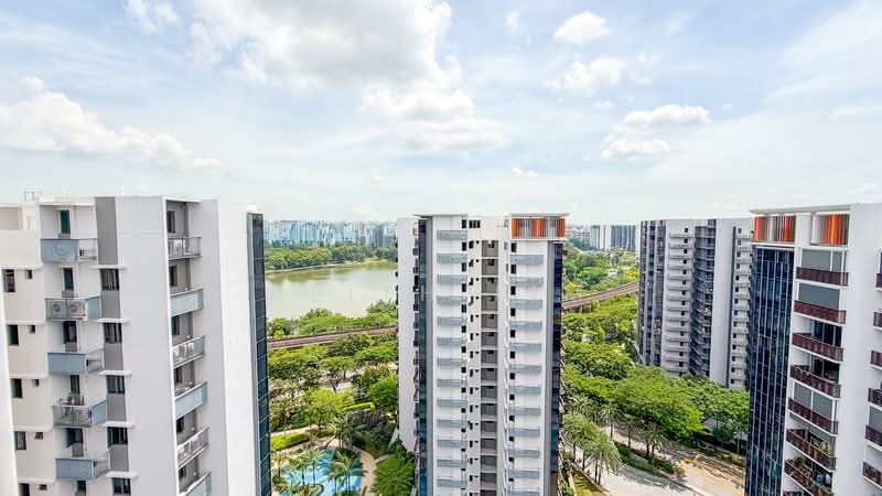 Lakeville, 5 Jurong Lake Link, 5 Bedrooms, 2,278 sqft, Condominium For Sale, by Keith Lim, 500127602 - Lake Views - PropertyGuru.com.sg