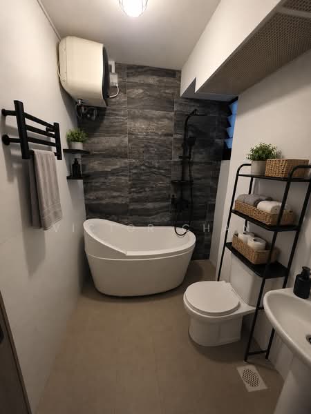 419B Northshore Drive, 419B Northshore Drive, 3 Bedrooms, 1,012 sqft, HDB Flat For Sale, by Victor Chan, 500127606 - Bathroom - PropertyGuru.com.sg