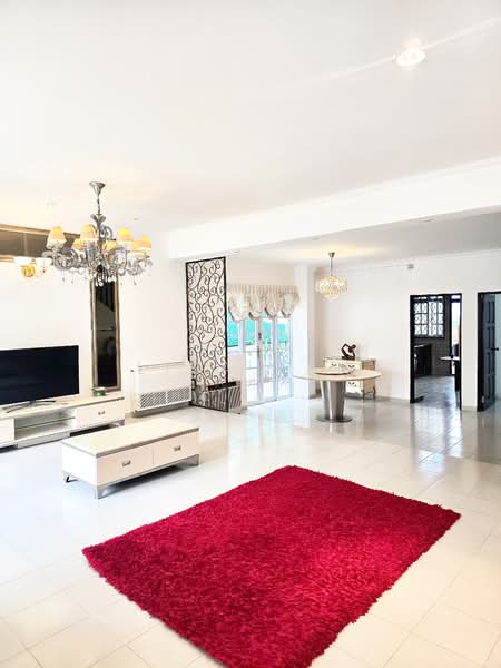 Clydescove, Loyang Place, 4 Bedrooms, 3,236 sqft, Semi-Detached House For Rent, by Lisa Tan, 500127609 - Living Room - PropertyGuru.com.sg