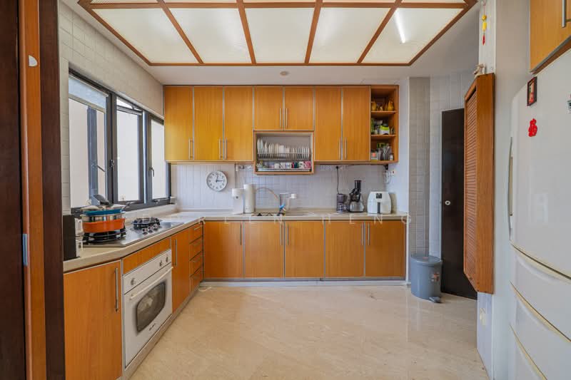 Bayshore Park, 60 Bayshore Road, 4 Bedrooms, 2,196 sqft, Condominium For Sale, by Doreen Heng, 500127616 - Kitchen - PropertyGuru.com.sg