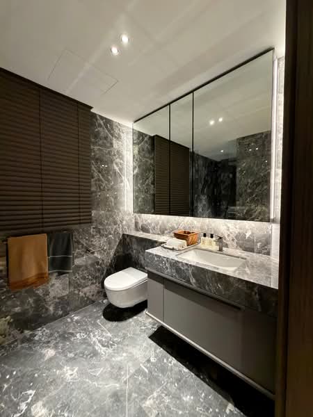 MEYER BLUE, 83 Meyer Road, 4 Bedrooms, 1,518 sqft, Condominium For Sale, by Evon Ng, 500127641 - Bathroom - PropertyGuru.com.sg